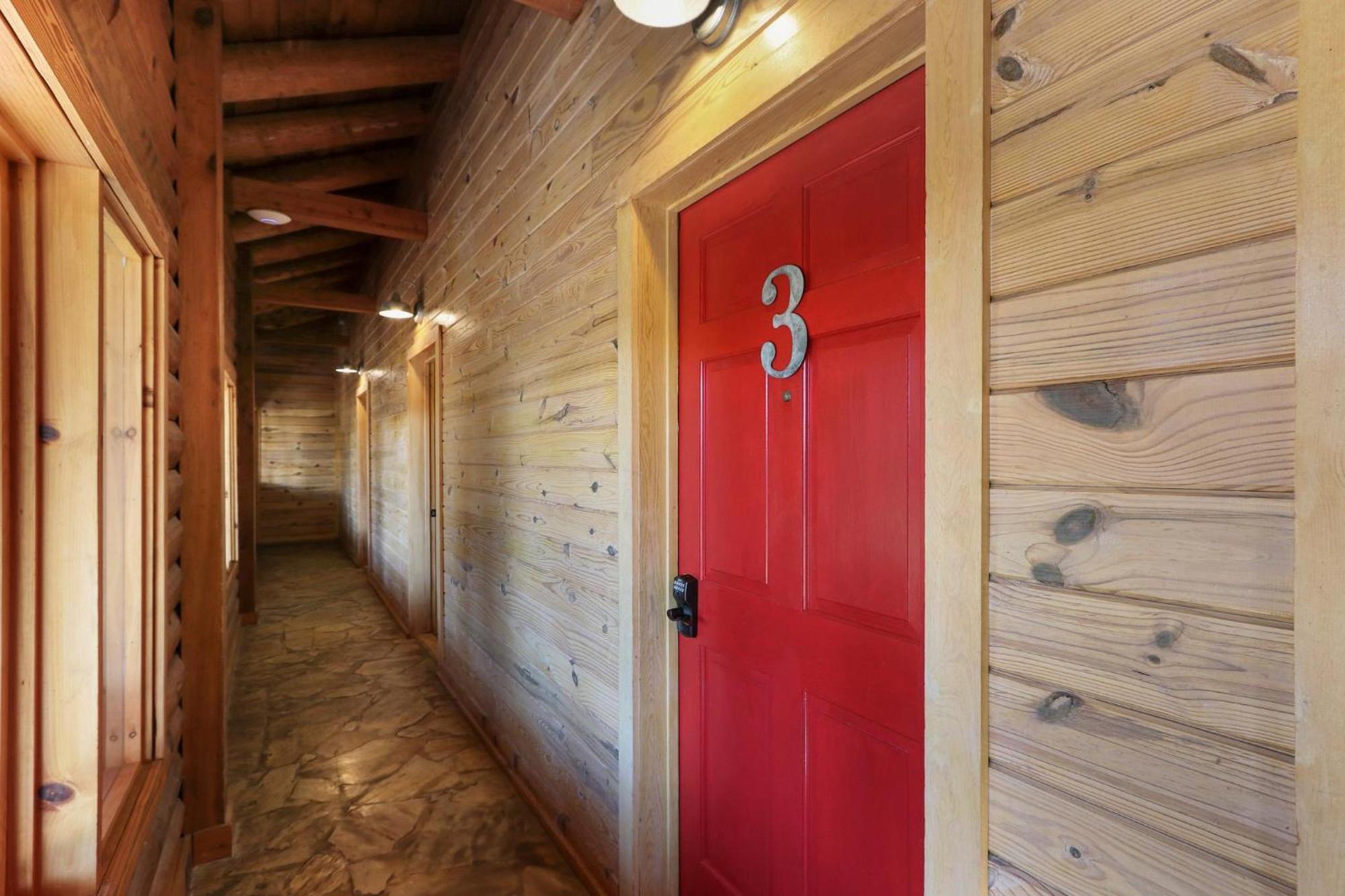 Wimberley Log Cabins Resort And Suites- Unit 3 Exterior photo